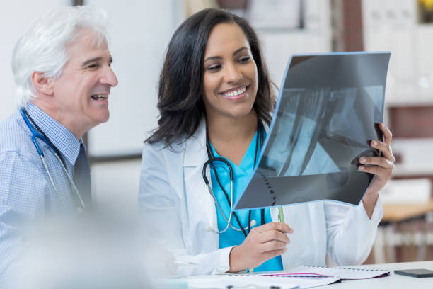 Orthopedic Surgeon in Friendswood