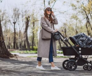 How to Select the Best Baby Stroller: A Comprehensive Buying Guide