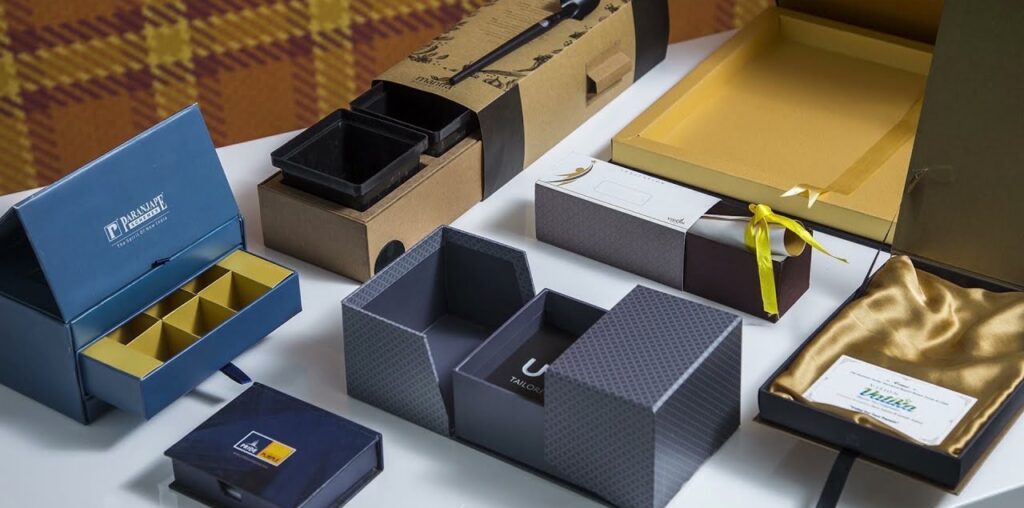 custom apparel boxes in bulk