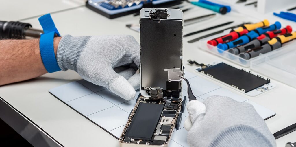 iPhone battery replacement Dubai