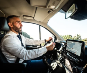 How to Easily Hire Drivers in Delhi for Your Daily Commute