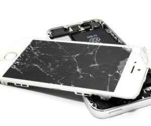 Repairing an iPhone Screen Dubai | How easy is it?