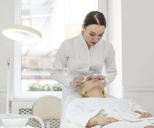 Expert Skin Specialist Doctor in Amritsar – Aesthetic World